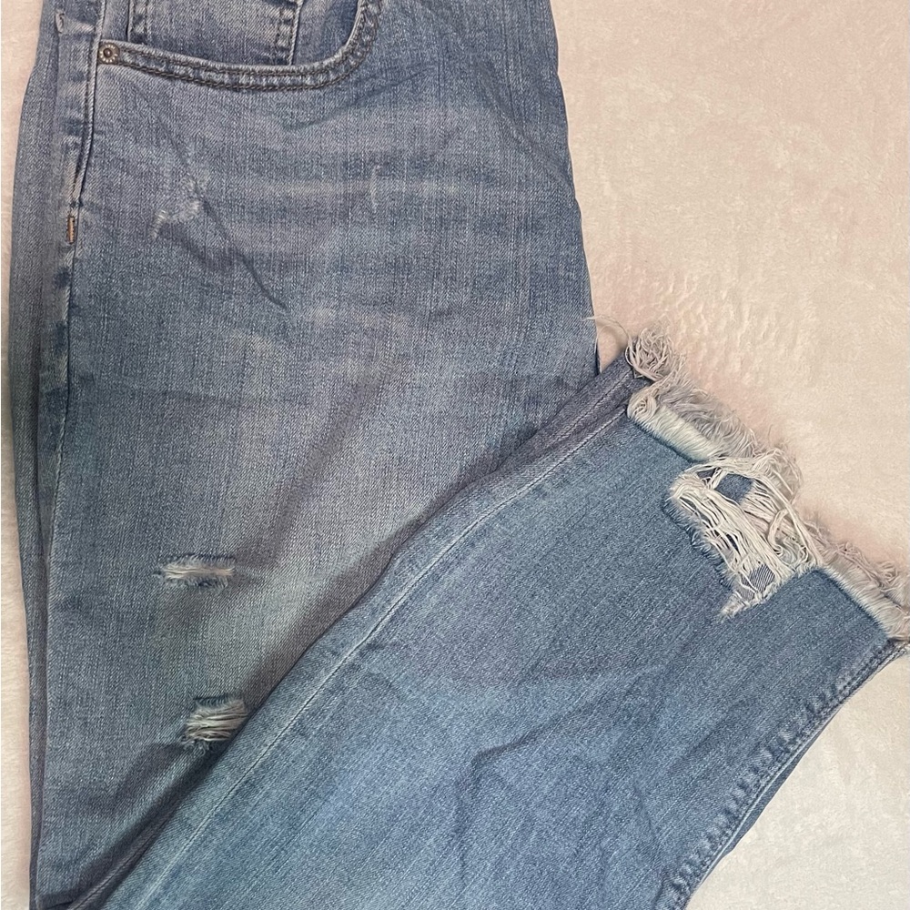 Express Light Wash Ripped Jeans - Picture 4 of 5